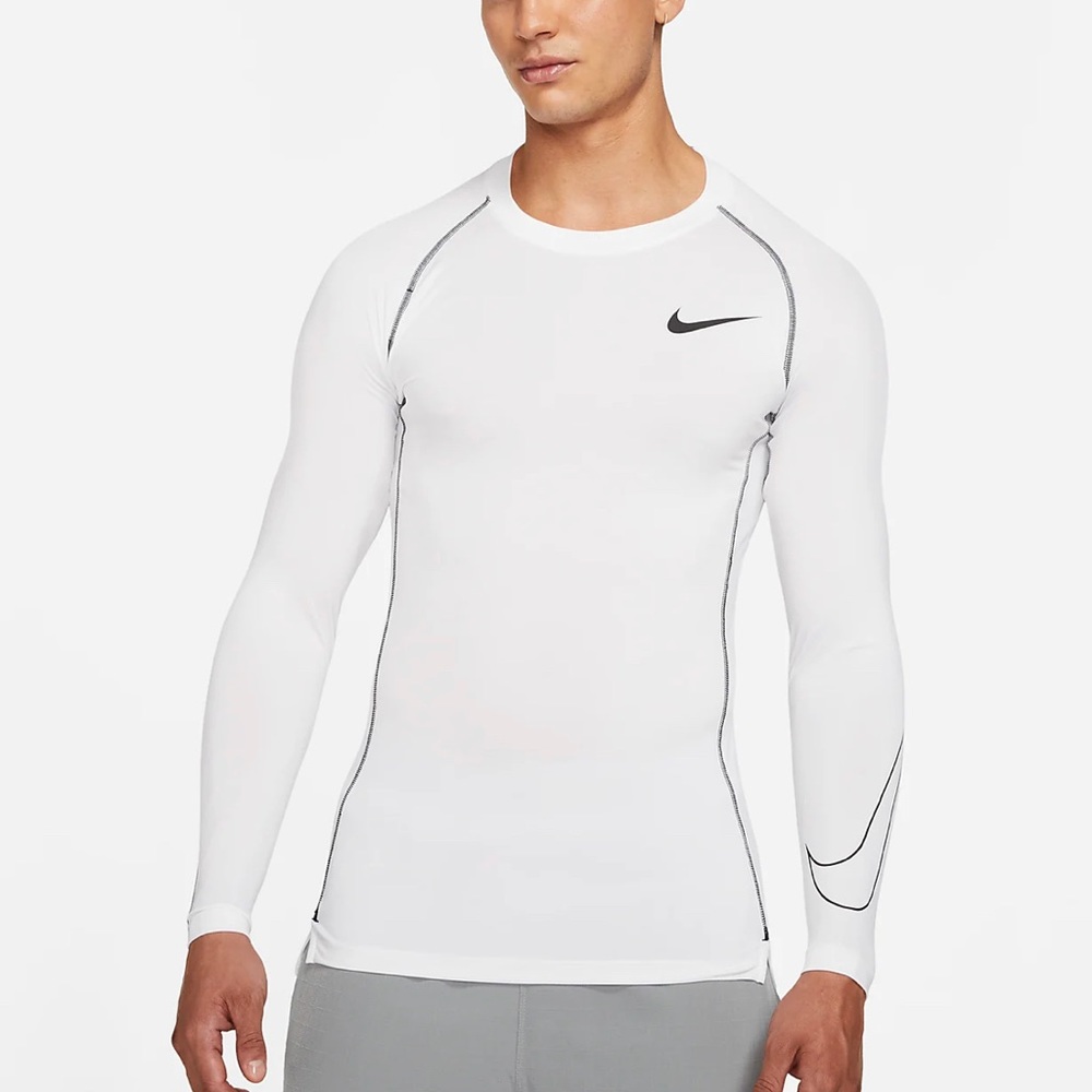 Nike Pro Dri-FIT
Men's Tight Fit Long-Sleeve Top